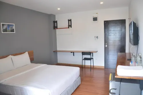 The IKon Apartment Hotels in Phatthana Nikhom District