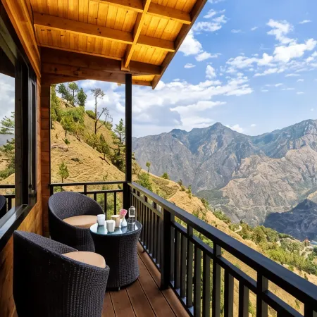 Justa Cliffend Resort & Spa, Mashobra