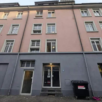 Stay2Night City Center Hostel Hotel di 