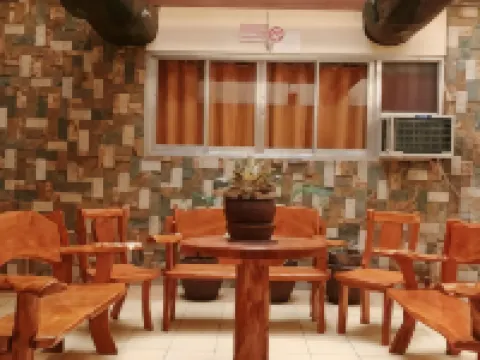 Hotel Asuncion ラワグのホテル