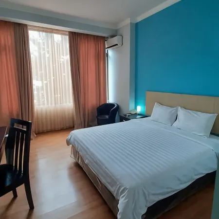 Hotel Prasasti Pacitan