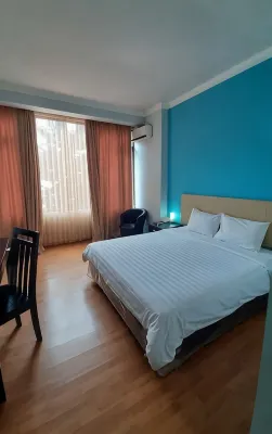 Hotel Prasasti Pacitan