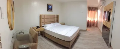 Meaco Royal Hotel - Taytay Hotels in 
