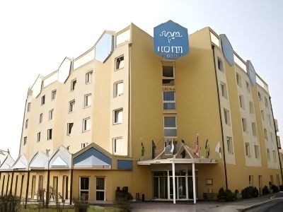 The Aries Hotel