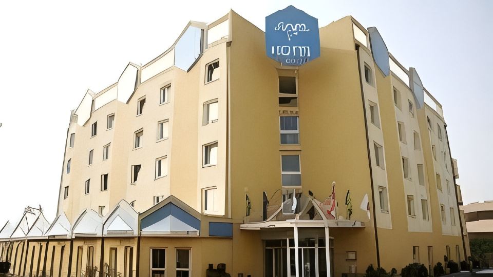 The Aries Hotel