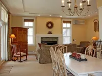 Beautiful Condominium at Castle Hill Resort, 10 Minutes from Okemo Ski Resort Hotels in Cavendish