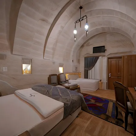 Fairyland Cave Hotel