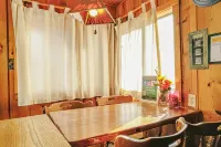 Original Rmnp Riverfront Cabin on the Thompson River