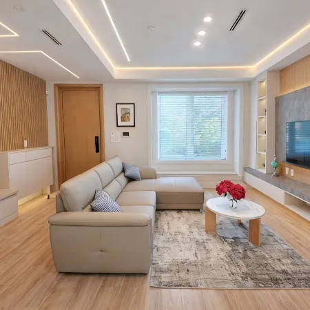 Luxury 3-Bedroom Home Modern Retreat in Vancouver