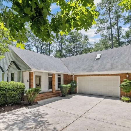The Big Golf House- 10 miles to Clemson