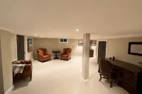 Spacious Home Near Lake Michigan with Peaceful Backyard - 4 estrellas