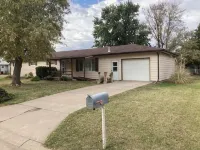 Cozy 3-bedroom 2 bathroom house