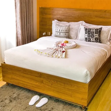 Enkipai Hill Hotel