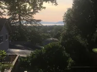 CozyOaks Studio - Charming cottage in woodsy Oakland with WiFi access - 3성급