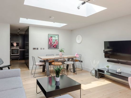 The Acre Penthouse - Covent Garden - by Frankie