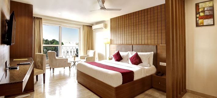 Saltstayz Select - Unitech Cyber Park Hotels in Gurgaon