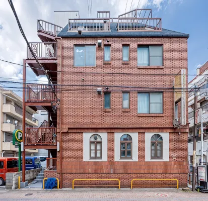 67 Apartment Shinkoiwa - Villalar