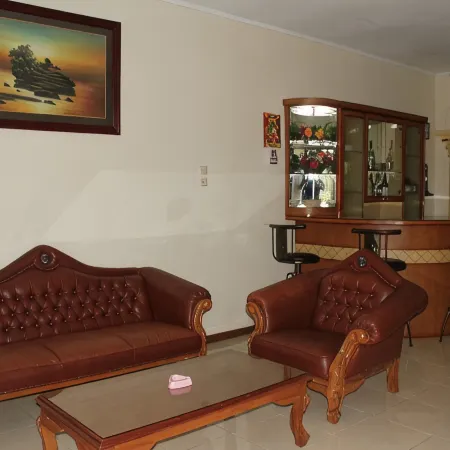 VILLA MUTIARA ASRI