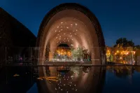SFEEL Designer Hotel (Taoyangli Branch, People's Square, Jingdezhen) - Romantic