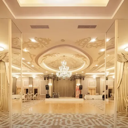 Tresor Le Palais Timisoara, Curio Collection by Hilton