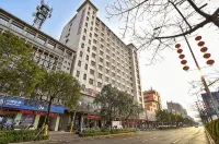 Lanli Lily Hotel (Yangjiang East Huicheng Branch) Hotels in Yangdong Bus Terminal