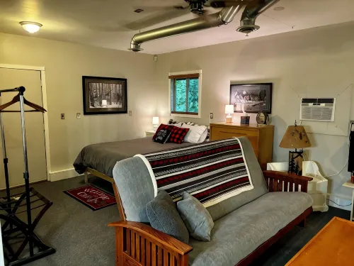 Odie's Cabin - A Northwoods Get Away