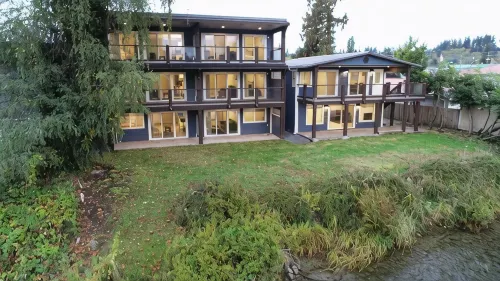 Chateau Riverside