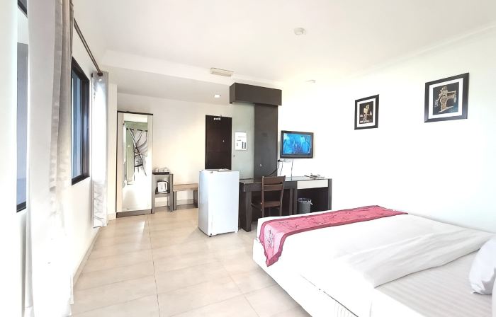 Maya Hotel