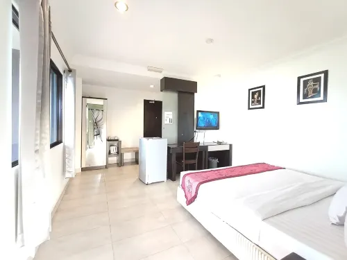 Maya Hotel