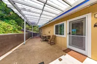 Tree Top Views!/ 17 mi Yose South Gate/8.6 mi Bass Lake/Dog Friendly/Fenced Yard