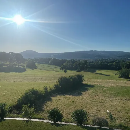T4 with large terrace and view of nature and mountains, quiet, in Annecy le Vieux