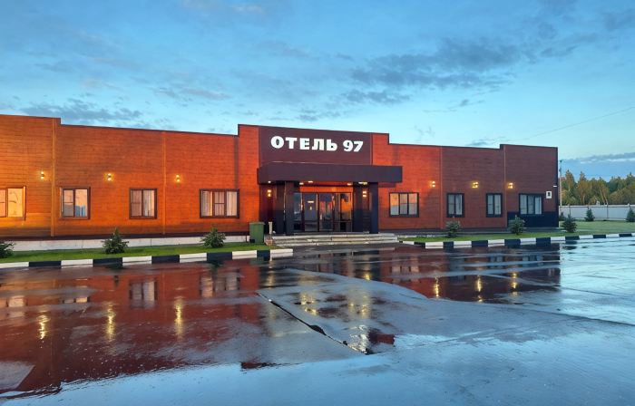 97 km Hotel