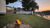Cozy Lake Escape - Hot Tub, Sauna, Fire Pit, Kayak/Canoe & More - WiFi