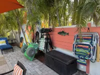 Castaway Cottage + Beach + Heated Private Pool & Spa + Golf Cart Included! - Beach