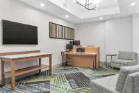 Holiday Inn Express & Suites PALM BAY by IHG