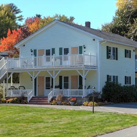 Cromwell Harbor Motel