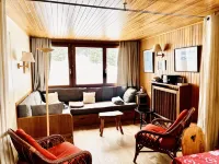 Ski on your feet. On Bellecôte, height of the Alpine Garden. Couffe 1850 Hotels near Altiport