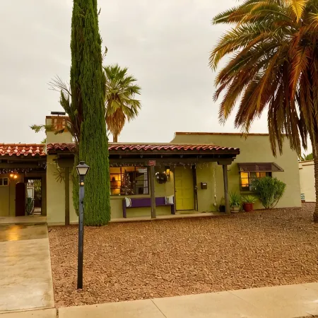 April-Dec 2026 Available! Come Enjoy 55+ Community Near Gvr! Centrally Located.