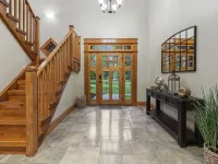 The Bolton House - 5 BR 3.5 BA Home with Hot Tub Hotels in Bolton