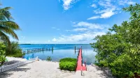 Key Largo Sunset Estate - บังกะโล