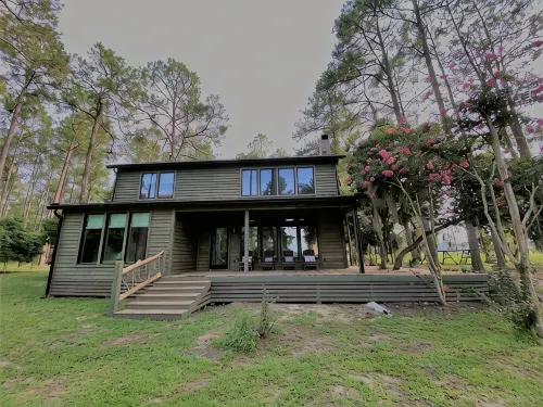 The Tobacco Barn Home - Secluded Lake View Home on over 500 acre estate