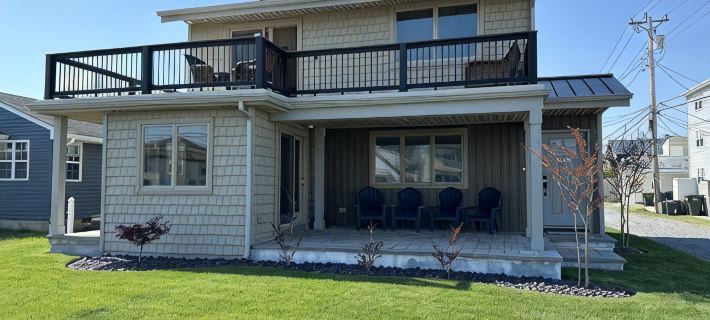 PHILLY’S BEACH HOUSE! GORGEOUS EVERYTHING IS BRAND NEW! ONE BLOCK FROM THE BEACH Hotels in Brigantine