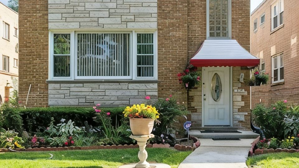 Cozy Private & Spacious 6-bedroom Duplex with Parking in charming Evanston