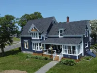 The Cove House- completely renovated 1910 beach house Hotele w: Clare