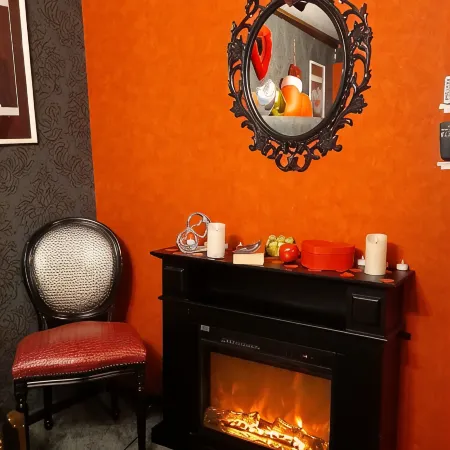 LOVE ROOM Red and black Отели в г. Барр