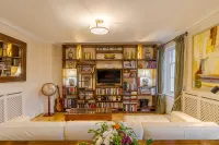 Beautiful 7-Bedroom Countryside Home - Spor Salonu