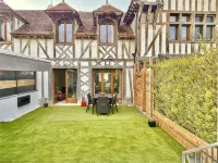 Jolie Maison Style Champenois Hotels in 