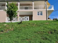 Villa LE Rocher Hôtels à : 