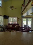 1-bedroom poolhouse w/private heated pool, within 10 miles to 11 distilleries. - Swimmingpools