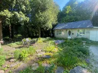 Cozy/private cabin located in Lions head beside Bruce trail! - 4 tähden
